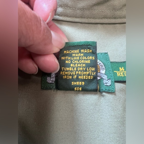 Cabela's Safari Series Men's Shirt Sz M Khaki Beige Short Sleeve Pockets - Picture 6 of 11